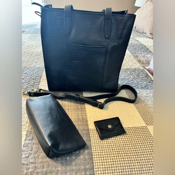 Portland Leather Large Lola & small goods - Picture 1 of 2